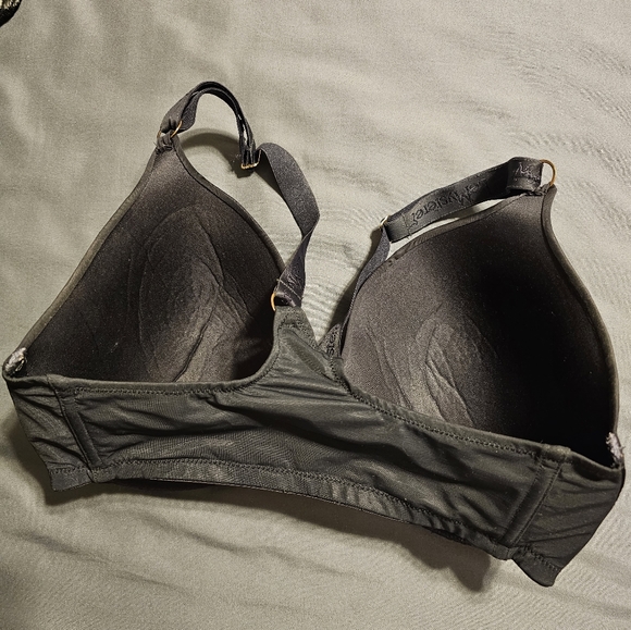 Le Mystere 32 F front closure bra - Picture 3 of 3